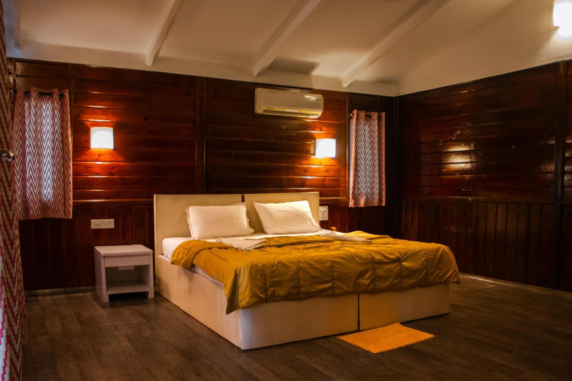 Cuba Patnem Hotel Patnem Beach Exterior photo
